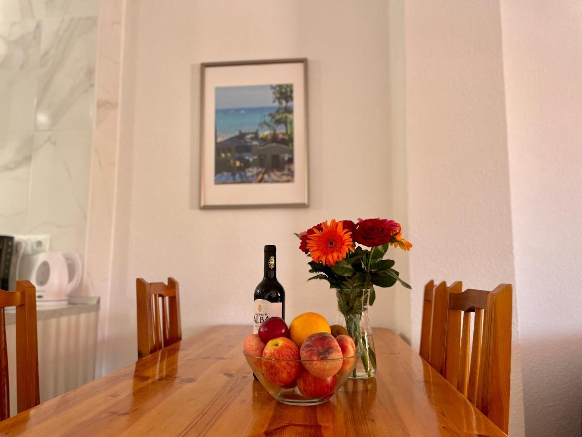Sunny 2-Bedroom Apartment In Parque Santiago II Playa de las Americas (Tenerife) Exterior foto