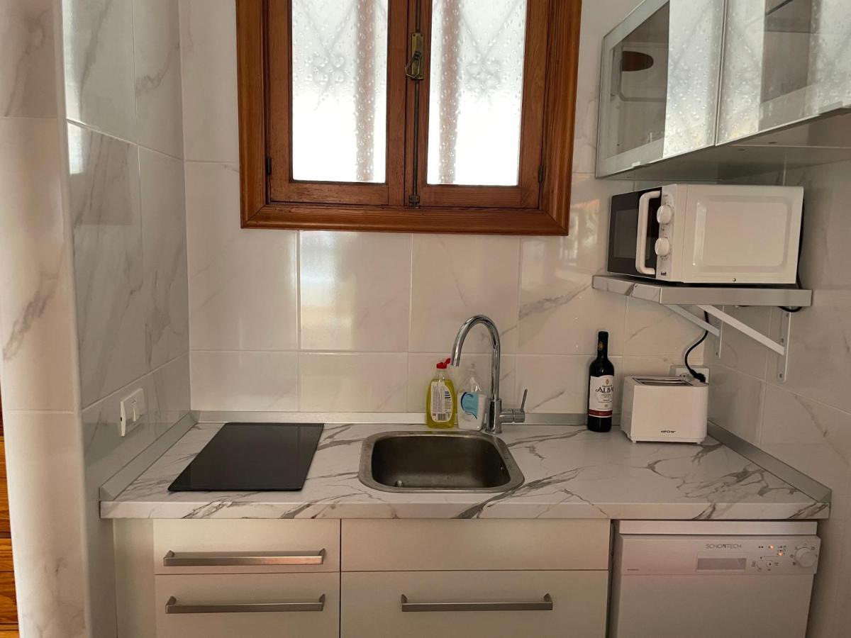 Sunny 2-Bedroom Apartment In Parque Santiago II Playa de las Americas (Tenerife) Exterior foto