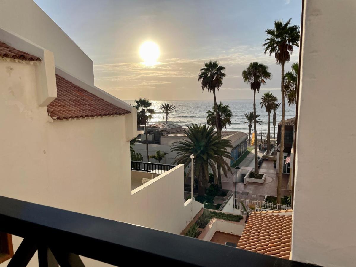Sunny 2-Bedroom Apartment In Parque Santiago II Playa de las Americas (Tenerife) Exterior foto