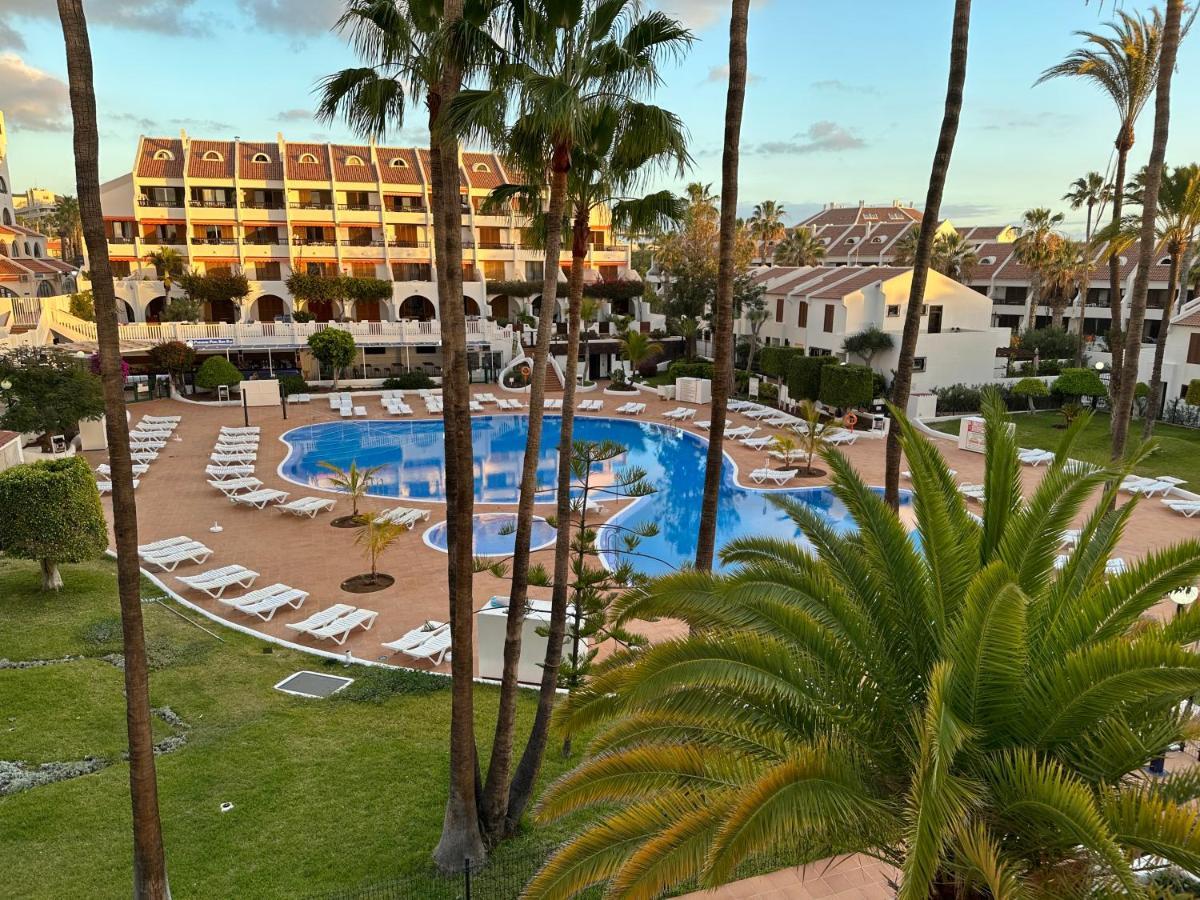 Sunny 2-Bedroom Apartment In Parque Santiago II Playa de las Americas (Tenerife) Exterior foto